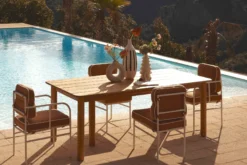 Chaise de jardin avec accoudoirs, Marron sienne & métal blanc Maddalena