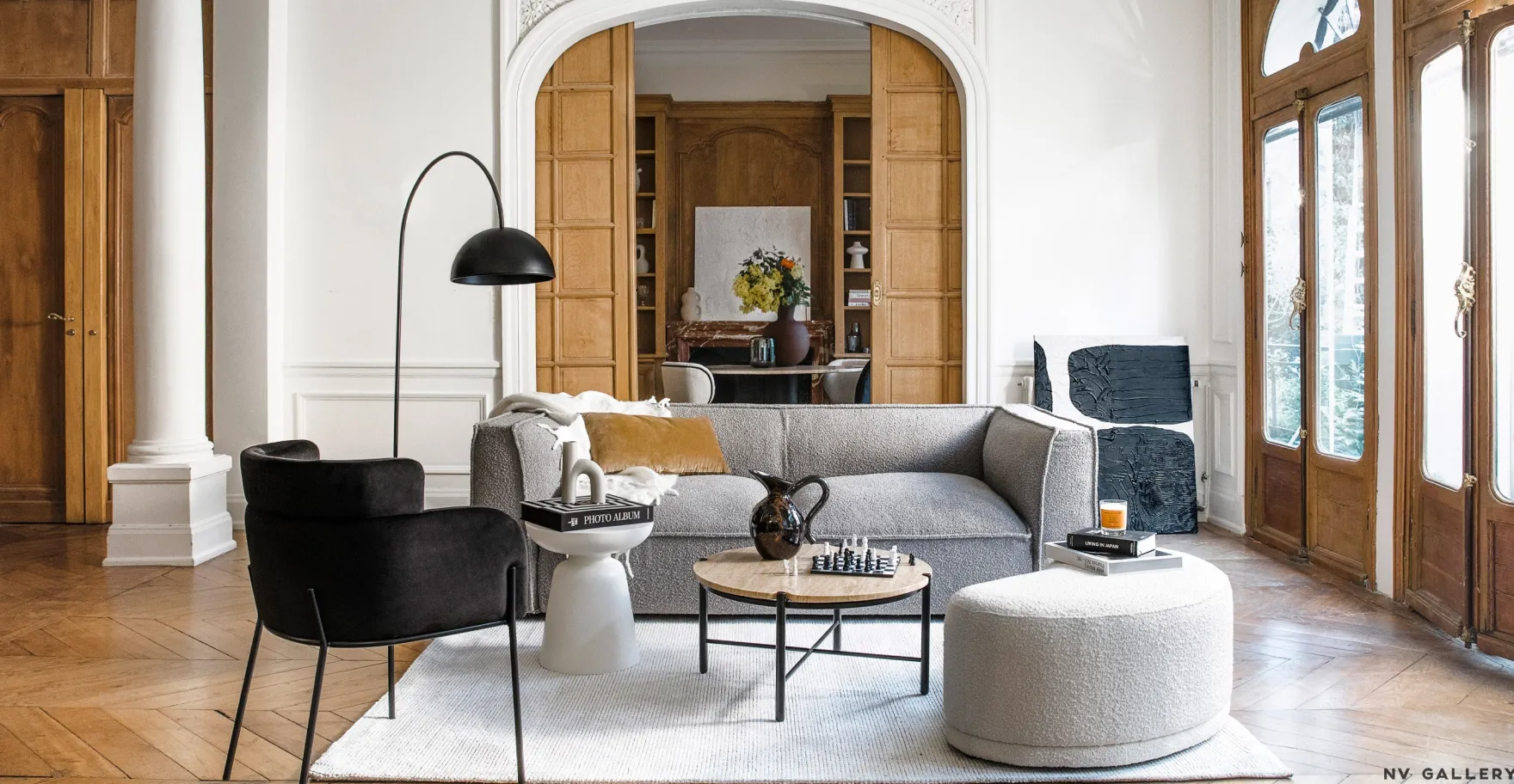 Chaise, Velours nuit noire & métal noir Baron
