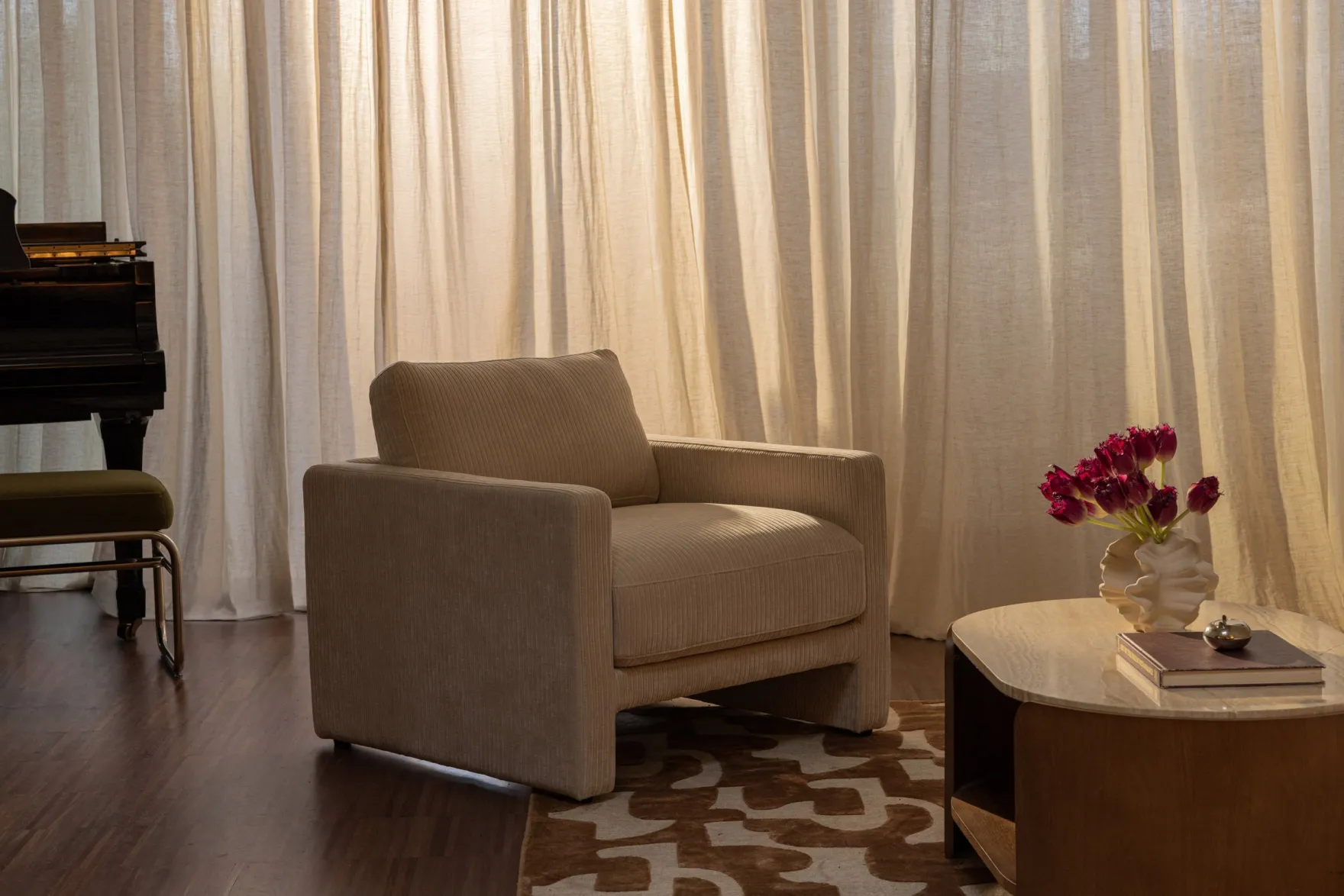 Fauteuil, Velours beige côtelé Serena