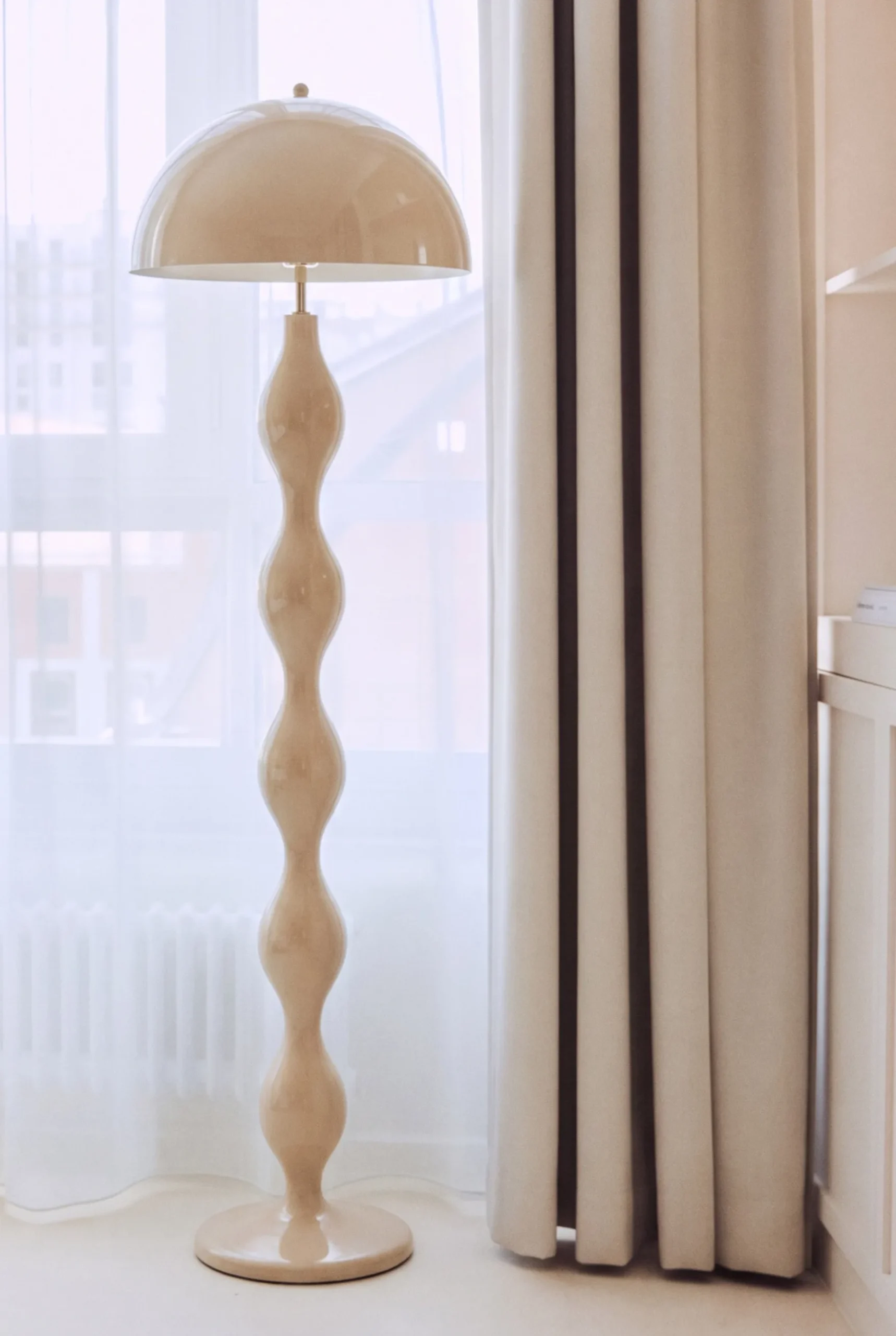 Lampadaire, Beige satiné, H152 Powers