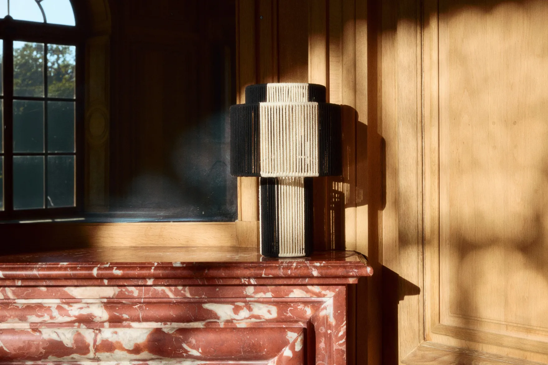 Lampe de table, Jute Noire & blanche, H38 Sumba
