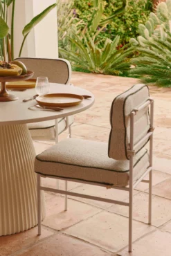 Lot de 4 chaises de jardin, Beige bouclé, Vert sauge & Métal blanc Maddalena