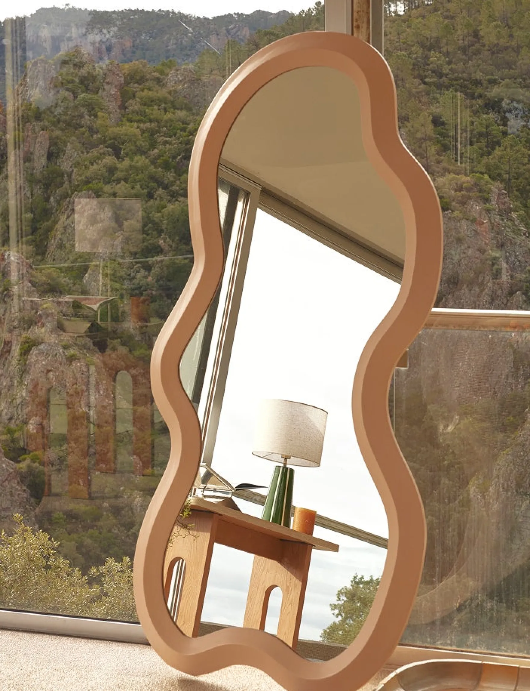Miroir organique, Beige nude, H180 Cowara