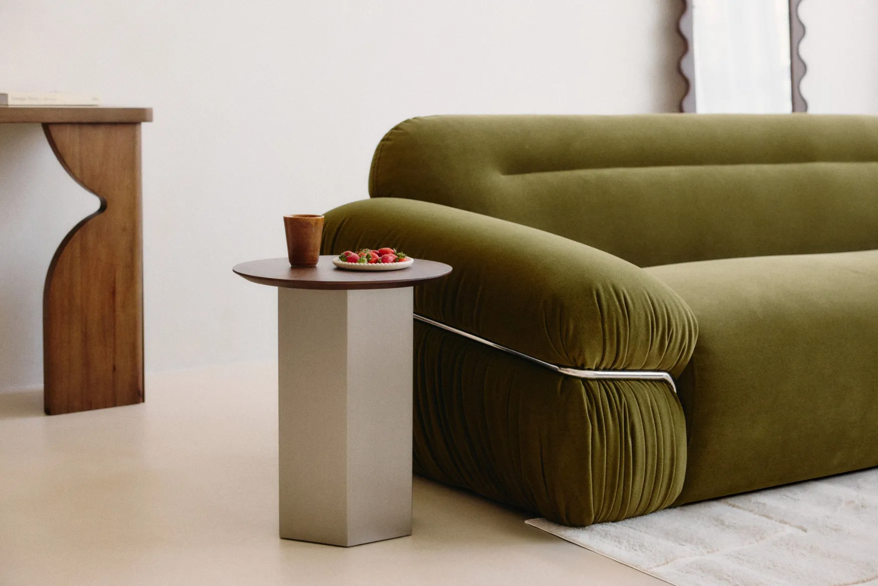Table d'appoint, Bois de frêne teinte noyer & Acier inoxydable, Ø40 Hexa
