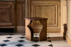 Table d'appoint, Bois massif d'hévéa teinte noyer, H49 Kayla