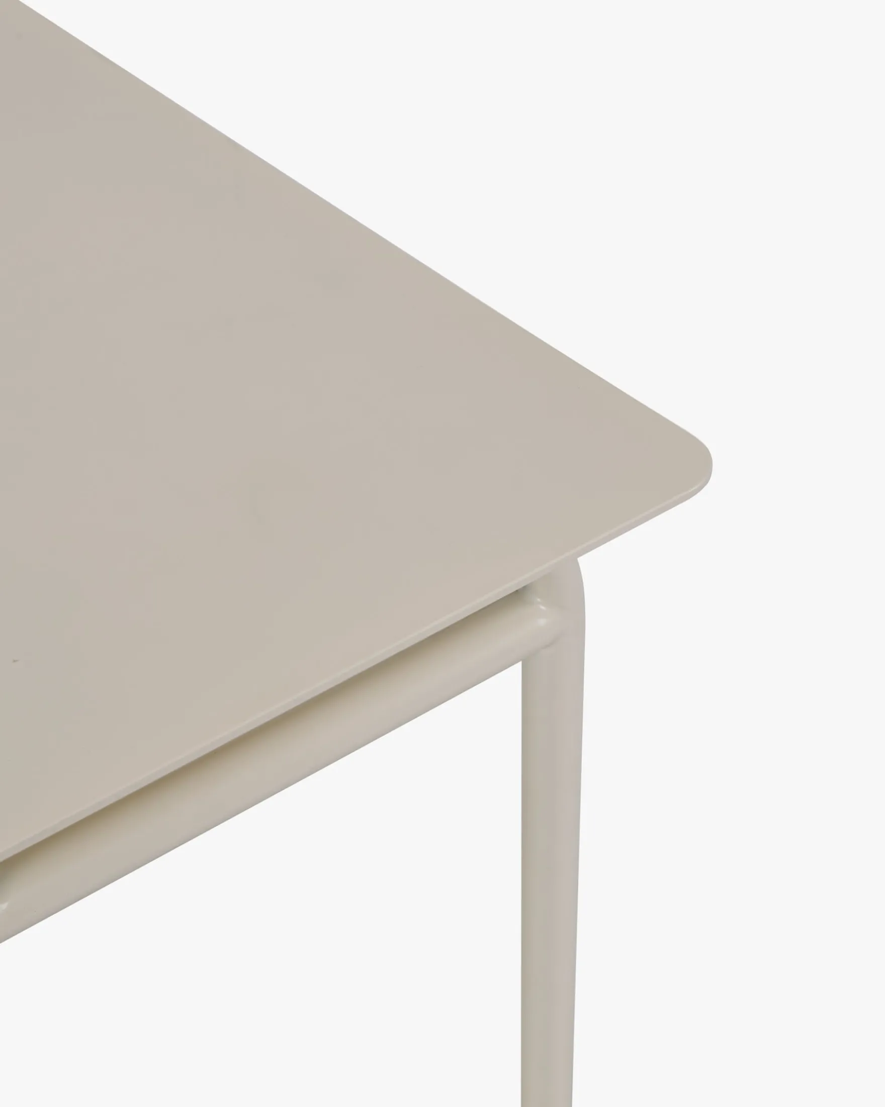 Table à manger de jardin, pour 4 personnes, Métal beige amande, 90x90 Maddalena