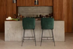 Tabouret de bar, Velours vert cèdre & métal noir, H65 Wayne